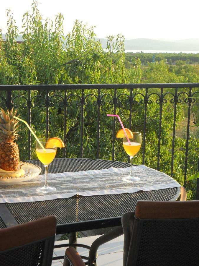 Ogreca Leilighet Skradin Eksteriør bilde